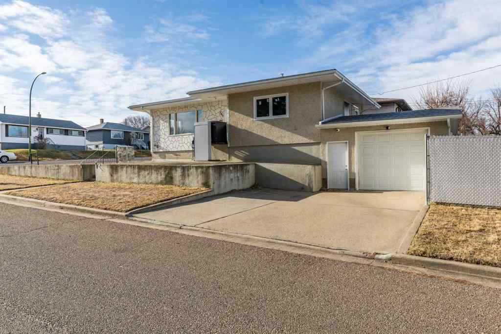 MLS&reg; # A2270031 - 540 5 Avenue SW in SW Hill Medicine Hat, Residential Open Houses