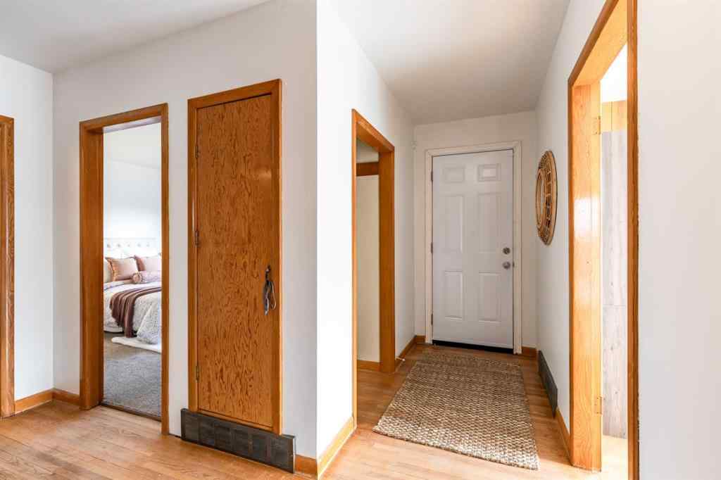 MLS&reg; # A2270031 - 540 5 Avenue SW in SW Hill Medicine Hat, Residential Open Houses