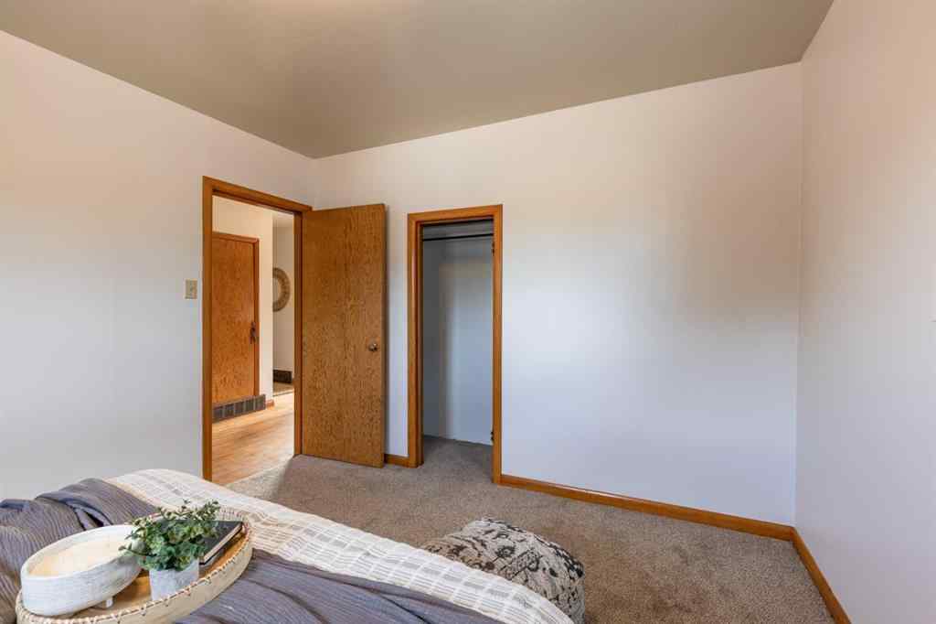 MLS&reg; # A2270031 - 540 5 Avenue SW in SW Hill Medicine Hat, Residential Open Houses