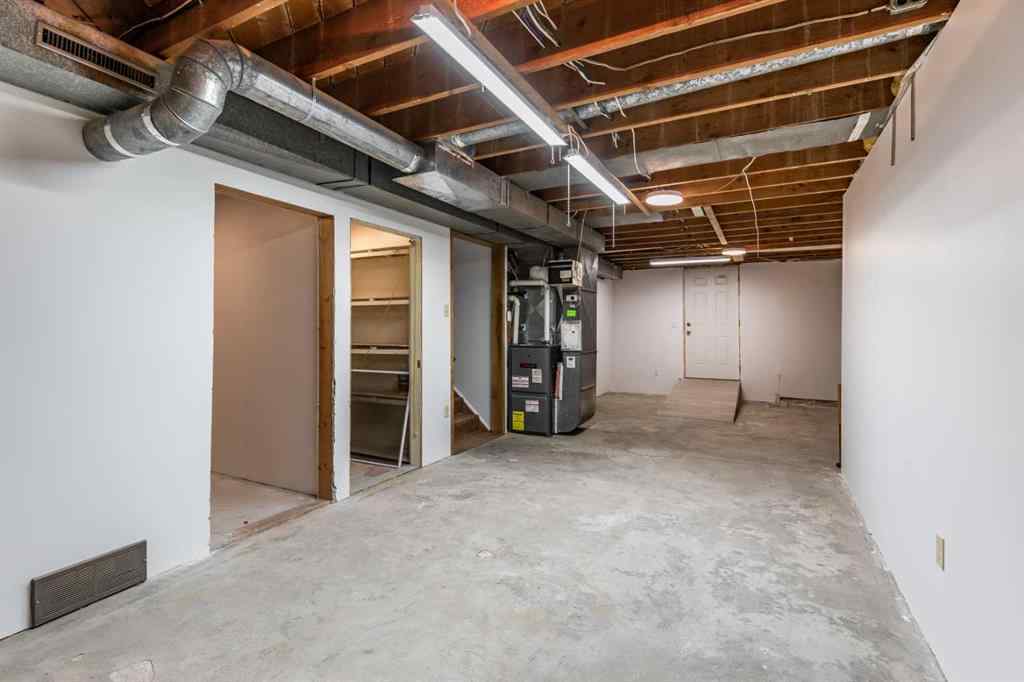 MLS&reg; # A2270031 - 540 5 Avenue SW in SW Hill Medicine Hat, Residential Open Houses