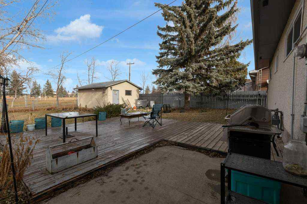 MLS&reg; # A2270034 - 408 4 Street N in NONE Vulcan, Residential Open Houses