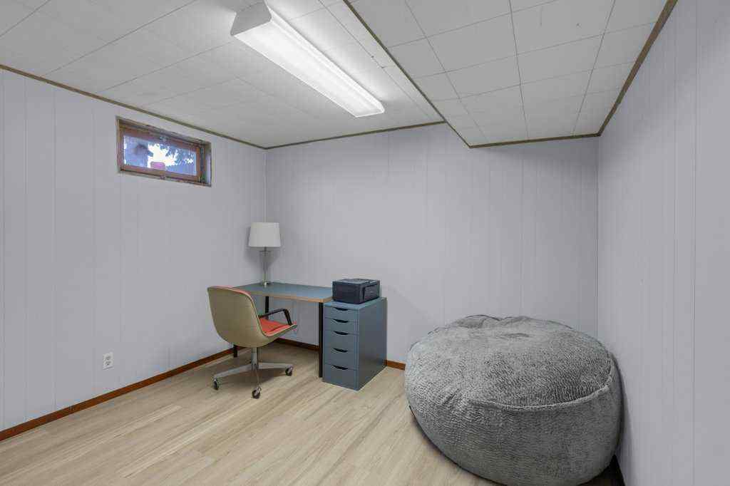 MLS&reg; # A2270034 - 408 4 Street N in NONE Vulcan, Residential Open Houses