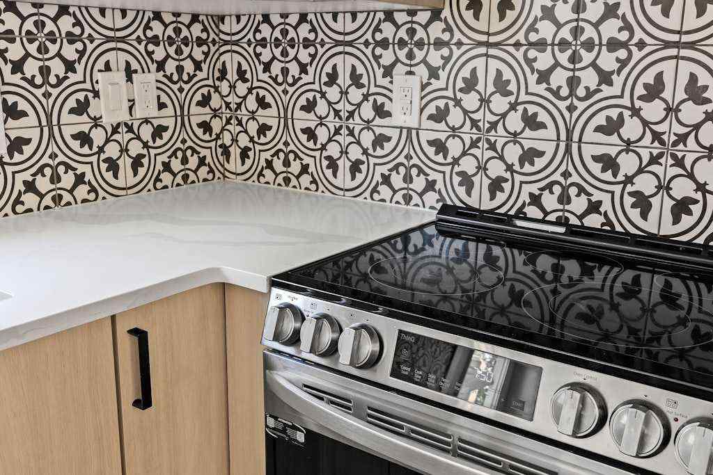 MLS® A2270035 - 856 Rundlecairn Way NE in Rundle Calgary, Residential