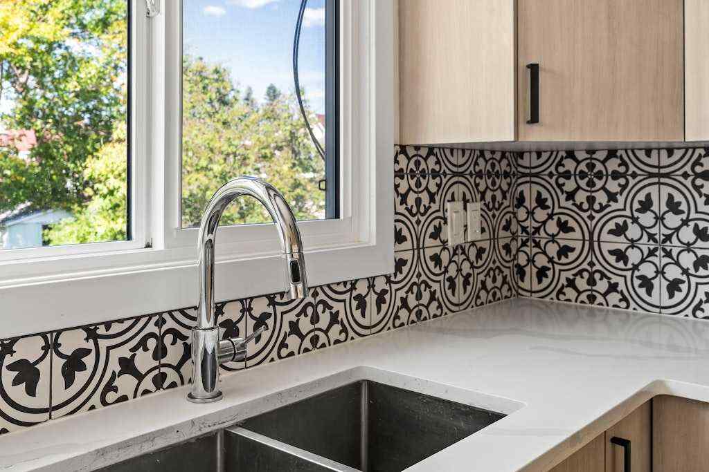 MLS® A2270035 - 856 Rundlecairn Way NE in Rundle Calgary, Residential