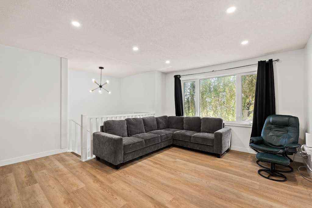 MLS® A2270035 - 856 Rundlecairn Way NE in Rundle Calgary, Residential