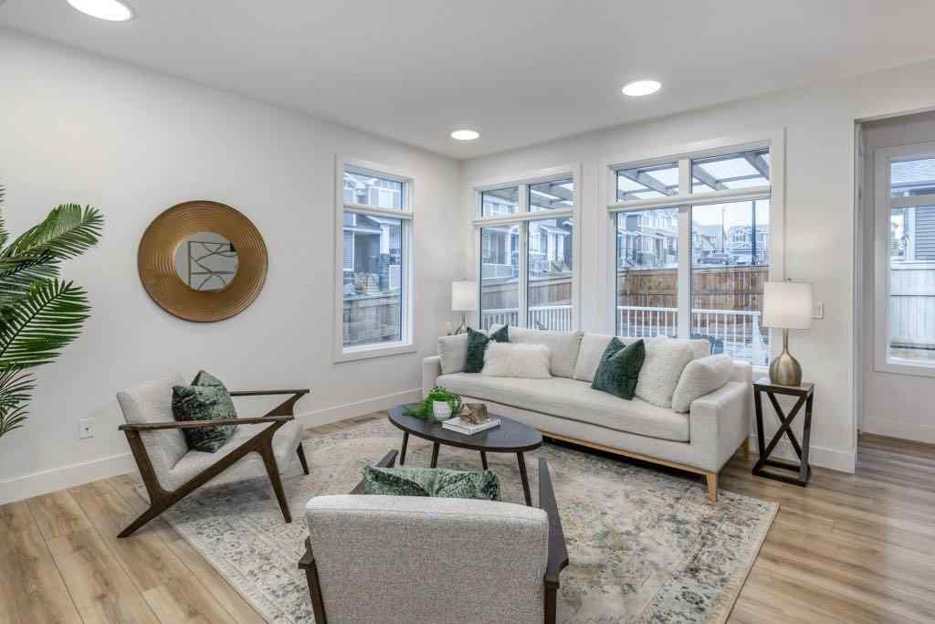 MLS&reg; # A2270042 - 5 Sundown Close  in Sunset Ridge Cochrane, Residential Open Houses