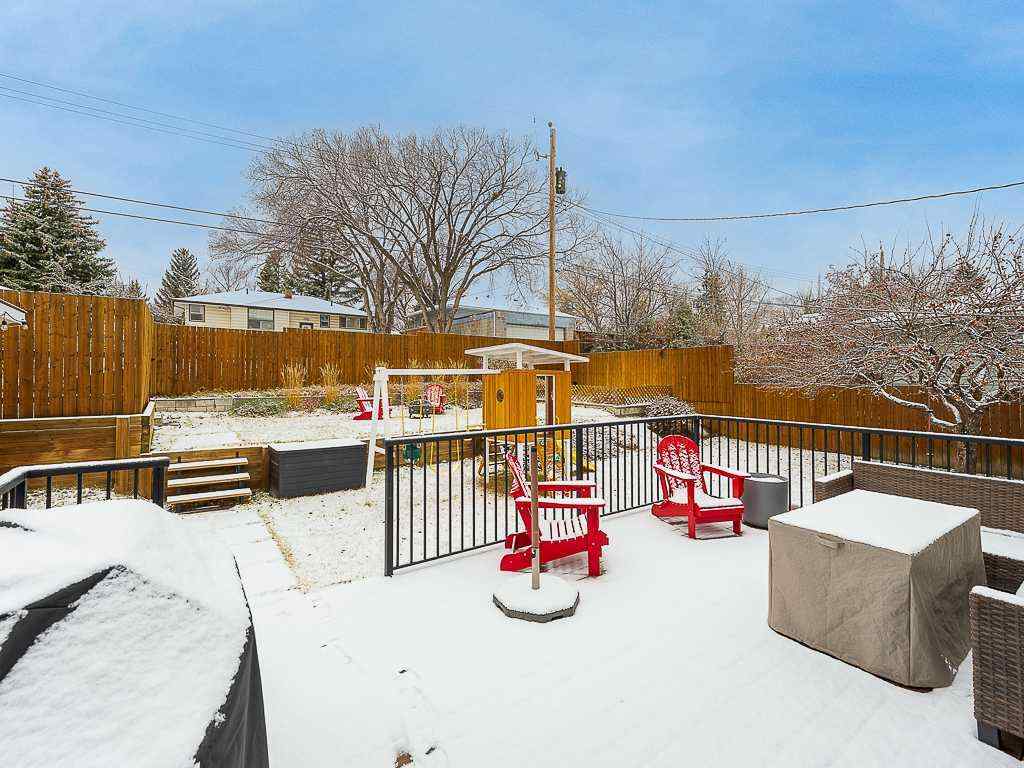 MLS® # A2270047 - 5927 Thornton Road NW in Thorncliffe Calgary, Residential Open Houses