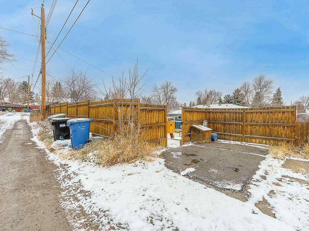 MLS® # A2270047 - 5927 Thornton Road NW in Thorncliffe Calgary, Residential Open Houses