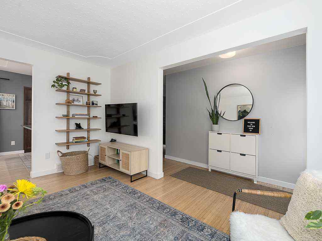 MLS® # A2270047 - 5927 Thornton Road NW in Thorncliffe Calgary, Residential Open Houses