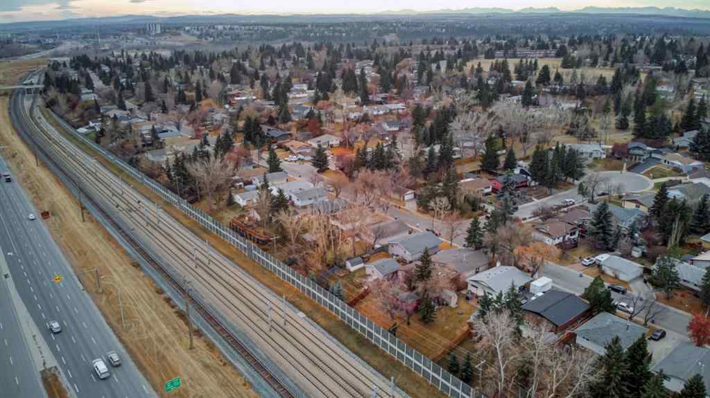 MLS® A2270061 - 628 Cantrell Drive SW in Canyon Meadows Calgary, Residential