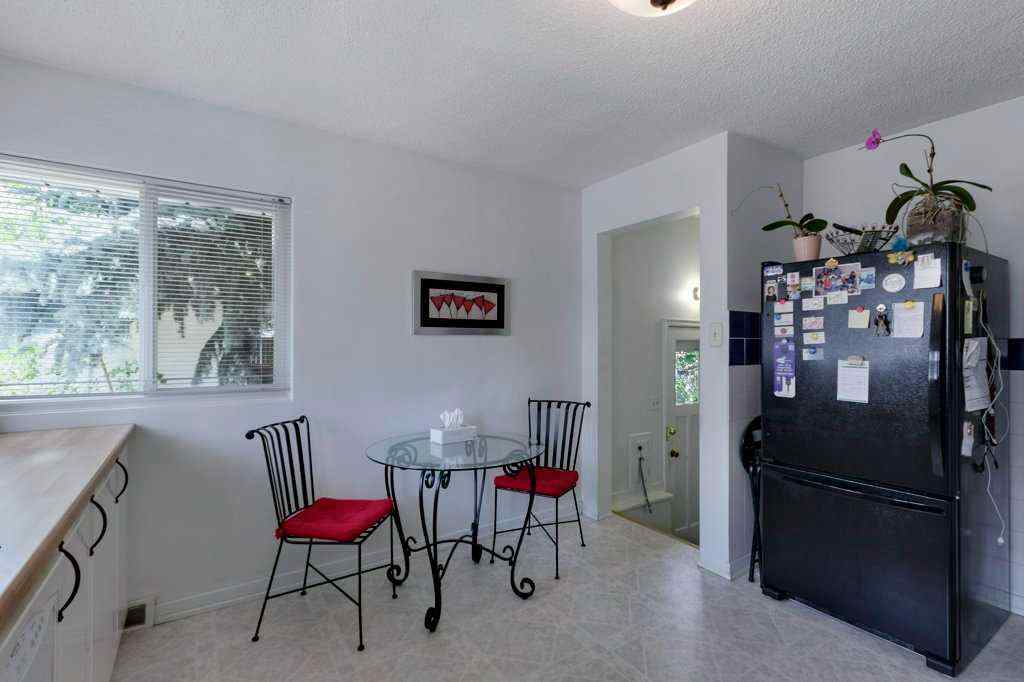 MLS® A2270062 - 2623 Glencastle Street SW in Glendale Calgary, Residential
