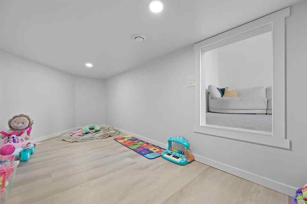 MLS&reg; # A2270064 - 2054 Windbury Crescent SW in South Windsong Airdrie, Residential Open Houses