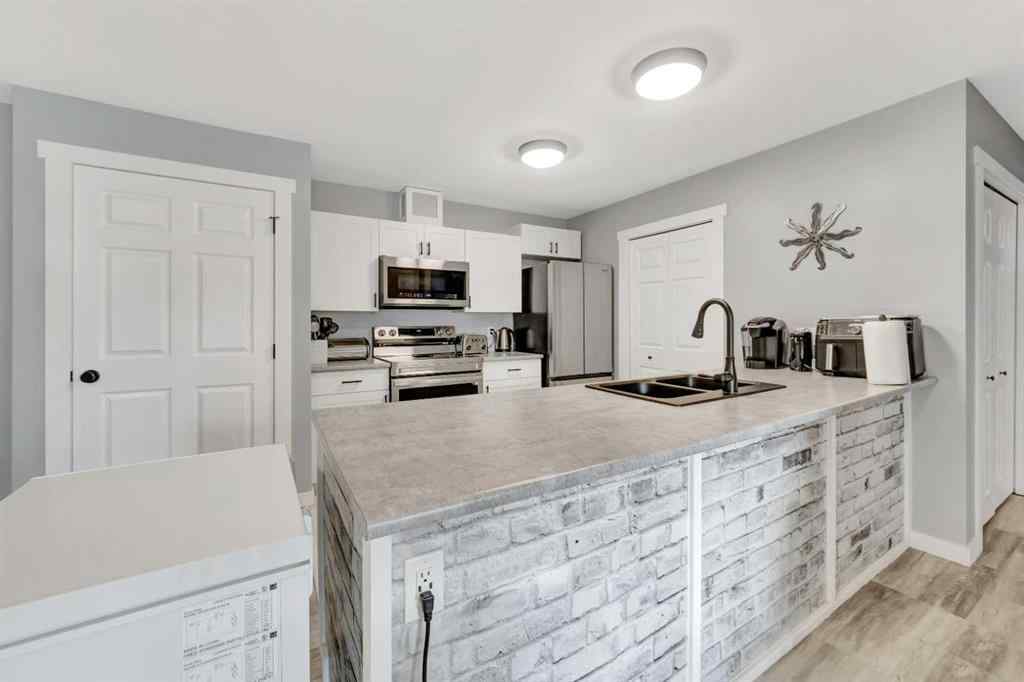 MLS&reg; # A2270067 - Unit #109A 6608 42 Street  in Parkview Estates Lloydminster, Residential Open Houses