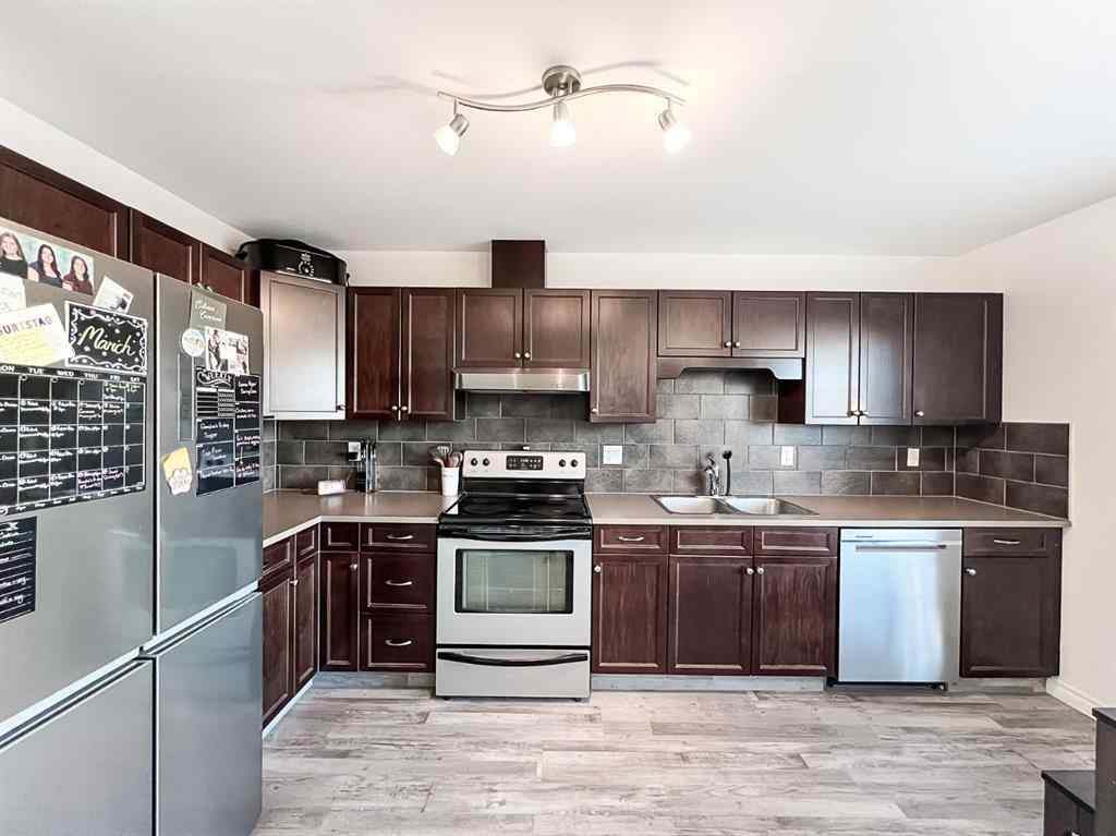 MLS&reg; # A2270070 - 11218 Pinnacle Drive  in Pinnacle Ridge Grande Prairie, Residential Open Houses