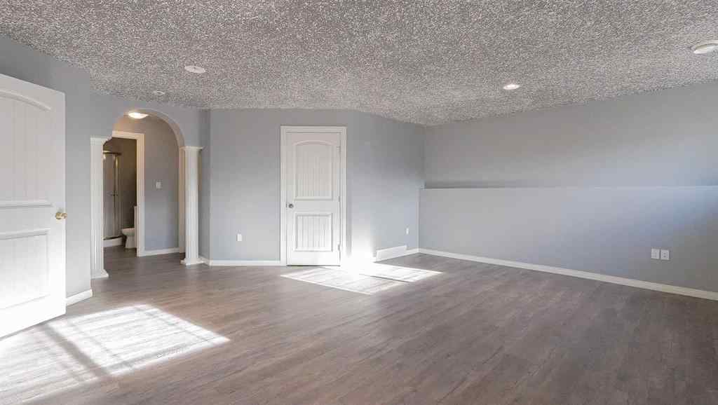 MLS&reg; # A2270073 - 326 3 Street SW in SW Hill Medicine Hat, Residential Open Houses