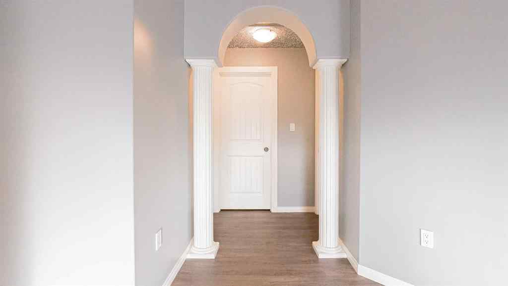 MLS&reg; # A2270073 - 326 3 Street SW in SW Hill Medicine Hat, Residential Open Houses