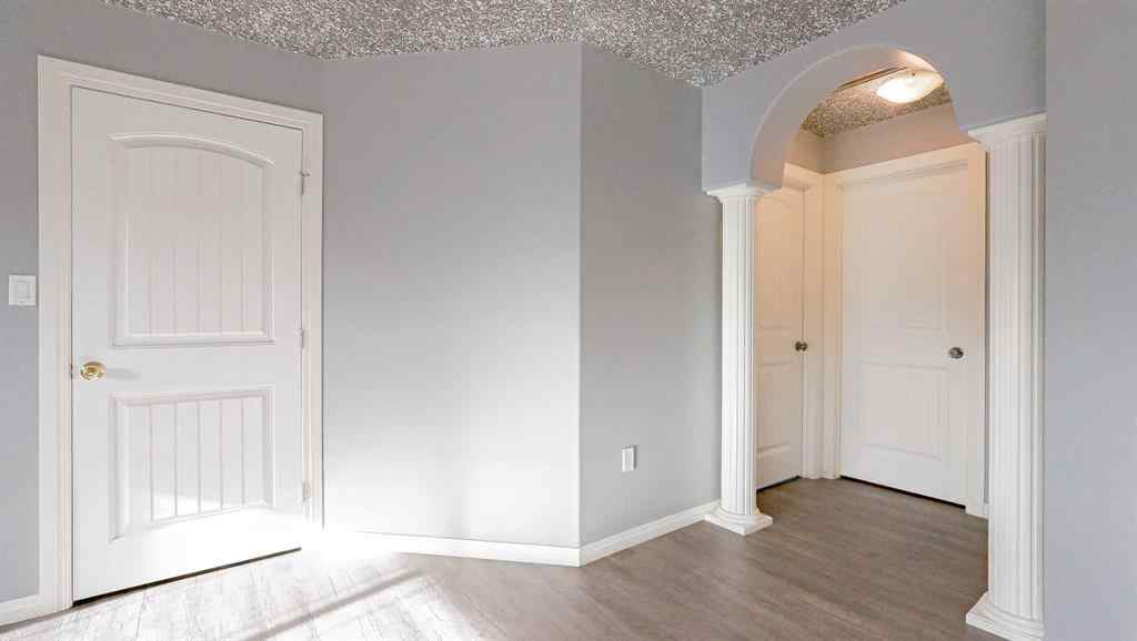 MLS&reg; # A2270073 - 326 3 Street SW in SW Hill Medicine Hat, Residential Open Houses