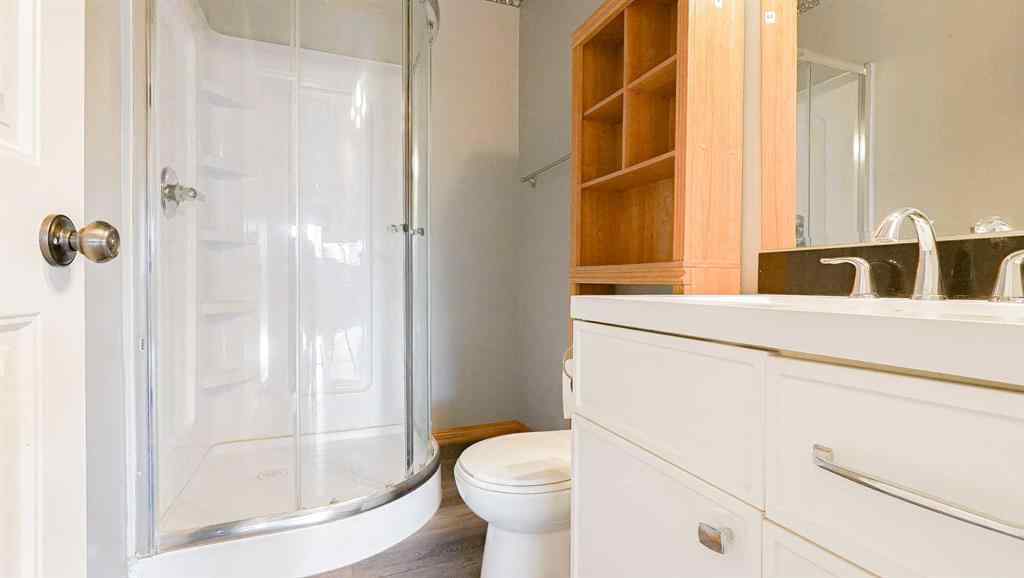 MLS&reg; # A2270073 - 326 3 Street SW in SW Hill Medicine Hat, Residential Open Houses