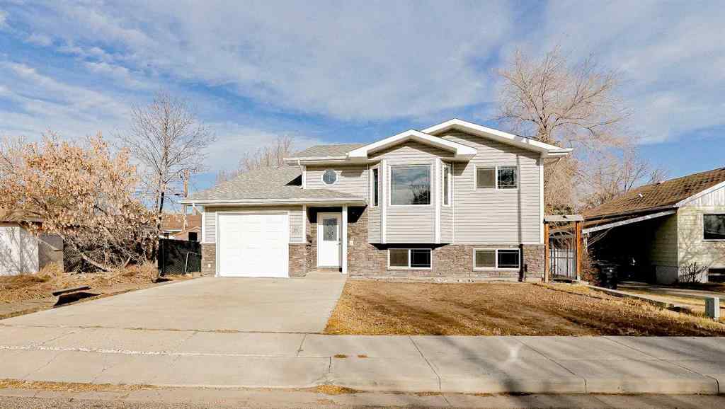 MLS&reg; # A2270073 - 326 3 Street SW in SW Hill Medicine Hat, Residential Open Houses