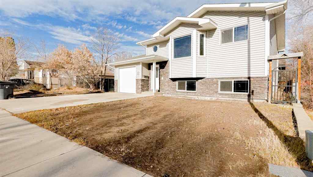 MLS&reg; # A2270073 - 326 3 Street SW in SW Hill Medicine Hat, Residential Open Houses