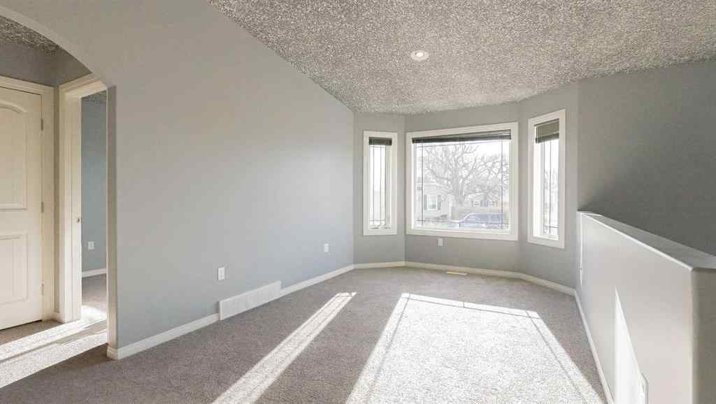 MLS&reg; # A2270073 - 326 3 Street SW in SW Hill Medicine Hat, Residential Open Houses