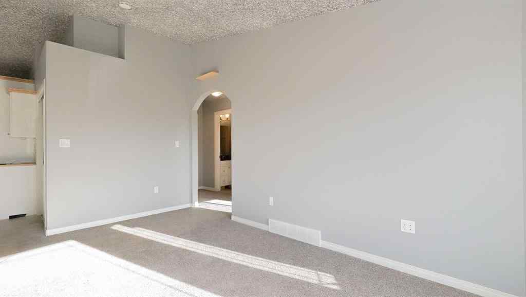 MLS&reg; # A2270073 - 326 3 Street SW in SW Hill Medicine Hat, Residential Open Houses
