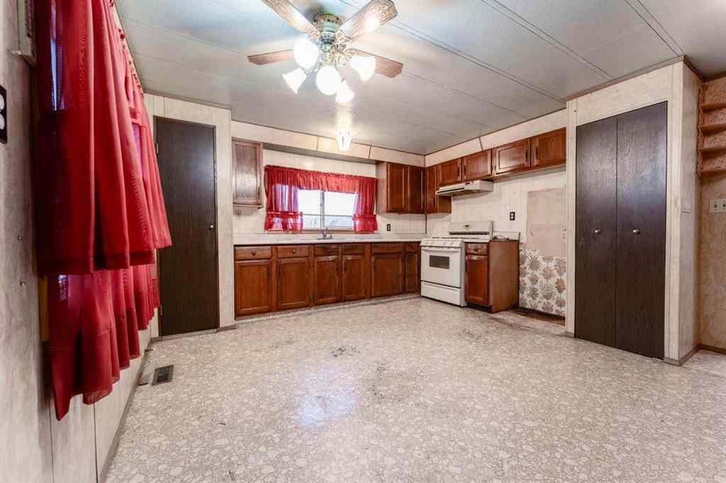 MLS&reg; # A2270074 - 2 Tetachuk Crescent  in NONE Rural Foothills County, Residential Open Houses