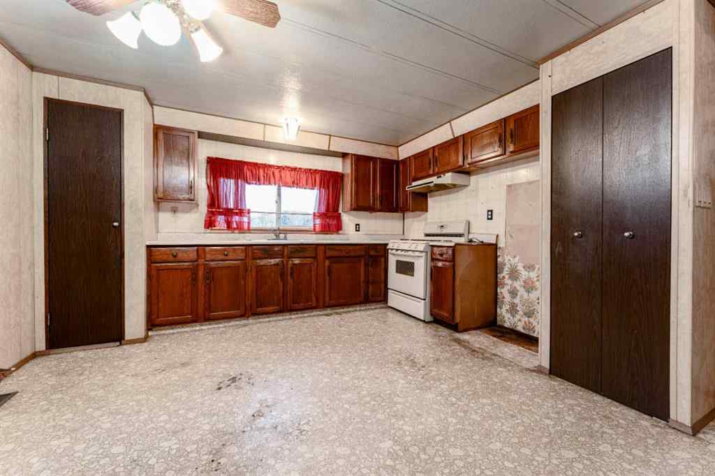 MLS&reg; # A2270074 - 2 Tetachuk Crescent  in NONE Rural Foothills County, Residential Open Houses