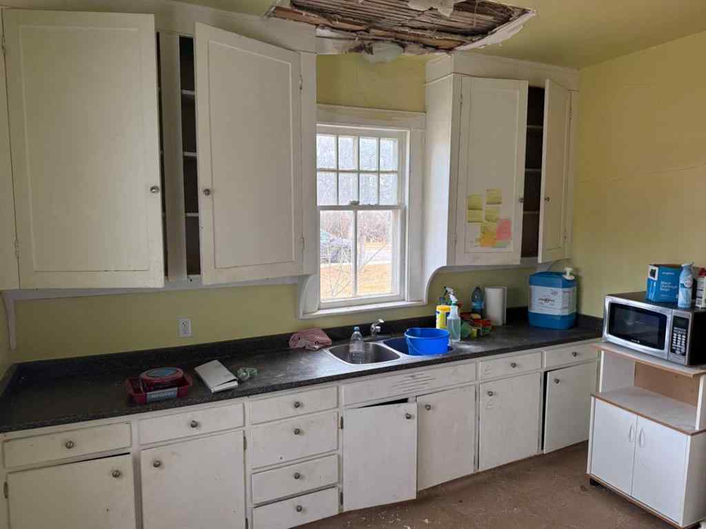 MLS&reg; # A2270075 - 502 1 Street S in NONE Vulcan, Residential Open Houses