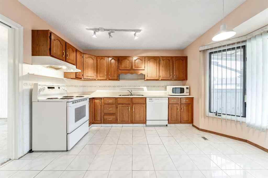MLS® A2270076 - 24 Templeson Road NE in Temple Calgary, Residential