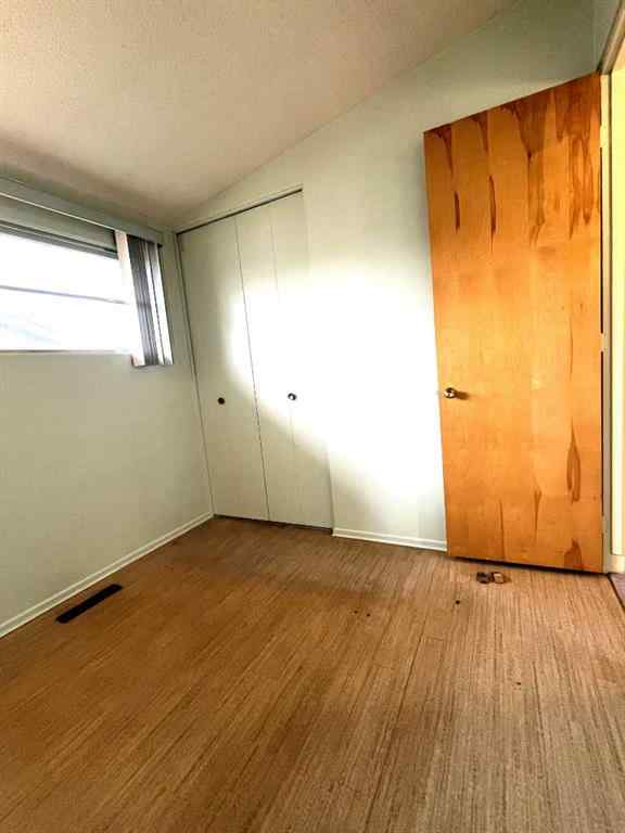 MLS&reg; # A2270077 - 895 16A Street NE in Northeast Crescent Heights Medicine Hat, Residential Open Houses