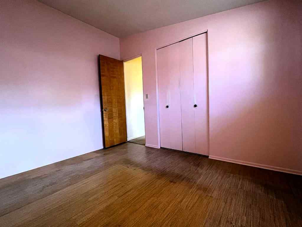 MLS&reg; # A2270077 - 895 16A Street NE in Northeast Crescent Heights Medicine Hat, Residential Open Houses