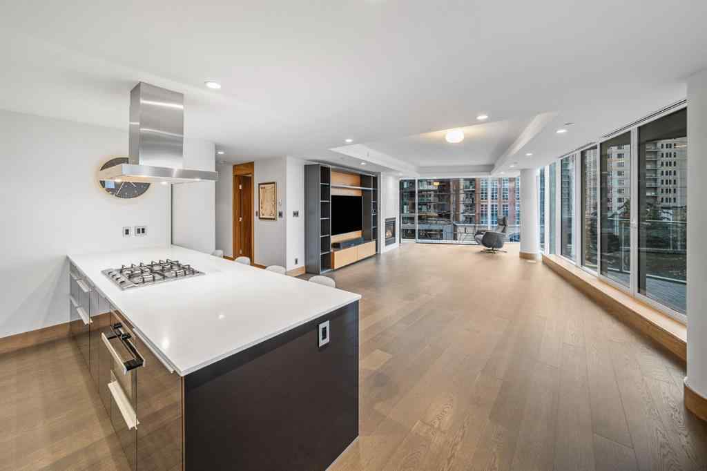 MLS&reg; # A2270078 - Unit #511 738 1 Avenue SW in Eau Claire Calgary, Residential Open Houses