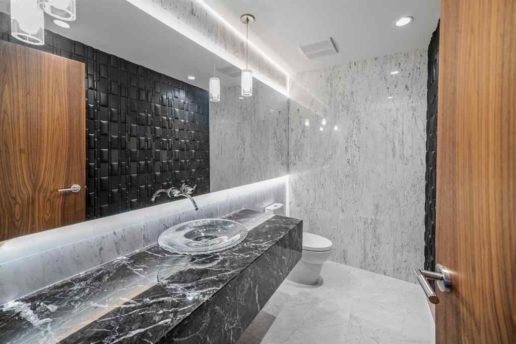 MLS&reg; # A2270078 - Unit #511 738 1 Avenue SW in Eau Claire Calgary, Residential Open Houses