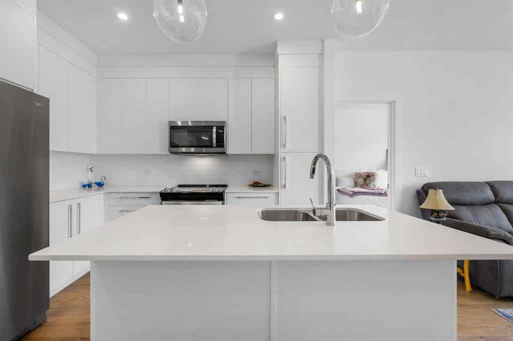 MLS&reg; # A2270080 - Unit #3405 111 Wolf Creek Drive SE in Wolf Willow Calgary, Residential Open Houses