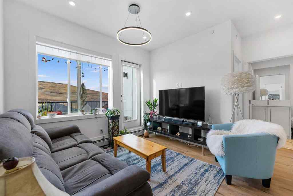 MLS&reg; # A2270080 - Unit #3405 111 Wolf Creek Drive SE in Wolf Willow Calgary, Residential Open Houses