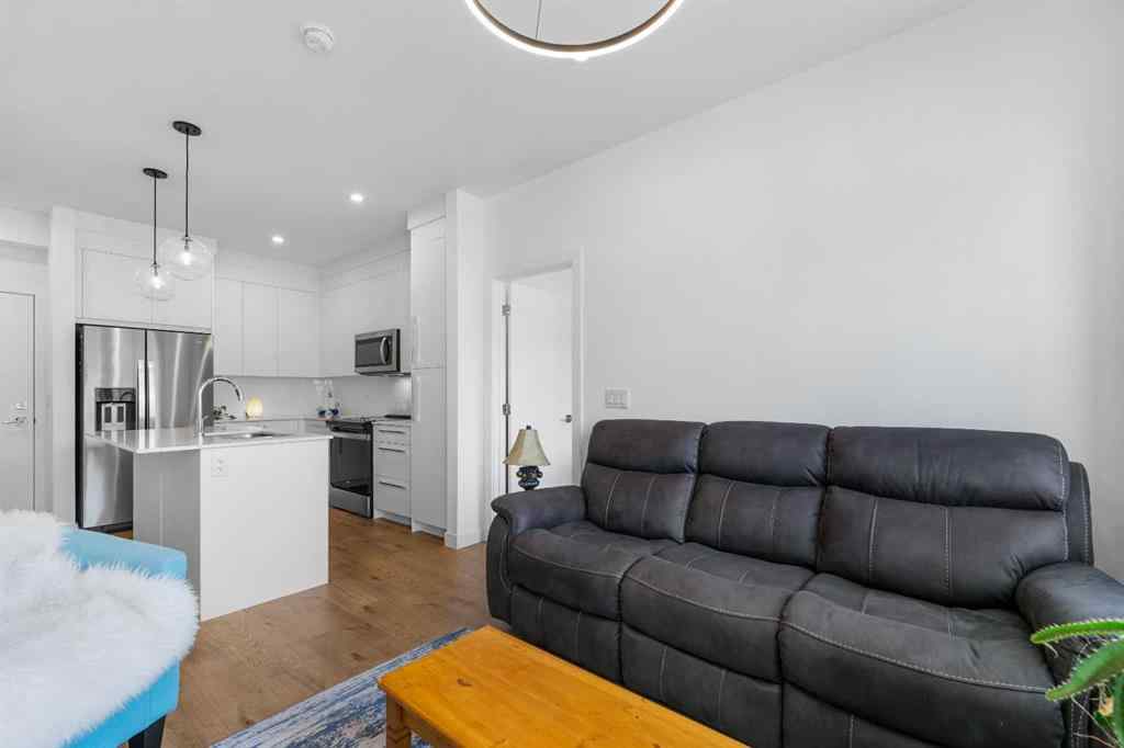 MLS&reg; # A2270080 - Unit #3405 111 Wolf Creek Drive SE in Wolf Willow Calgary, Residential Open Houses