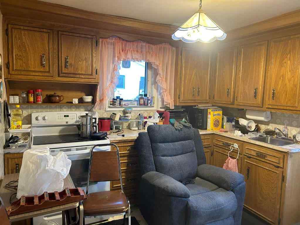 MLS&reg; # A2270081 - 5118 51 Street  in NONE Olds, Residential Open Houses