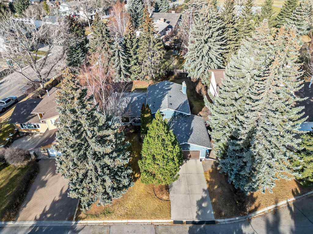 MLS® A2270083 - 804 Varsity Estates Place NW in Varsity Calgary, Residential