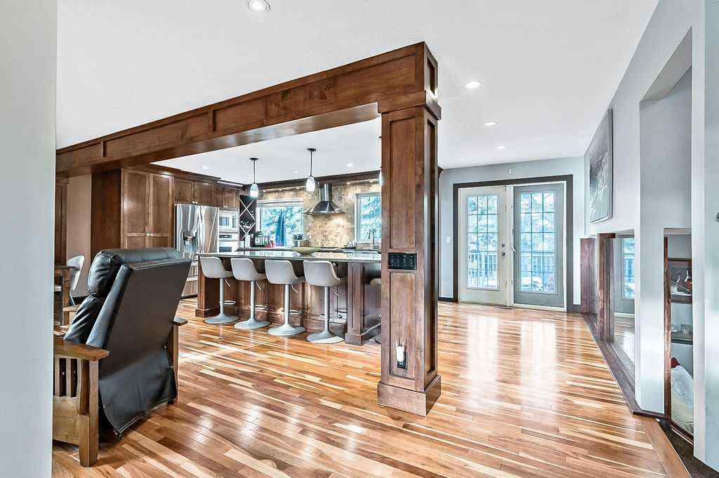 MLS® A2270083 - 804 Varsity Estates Place NW in Varsity Calgary, Residential