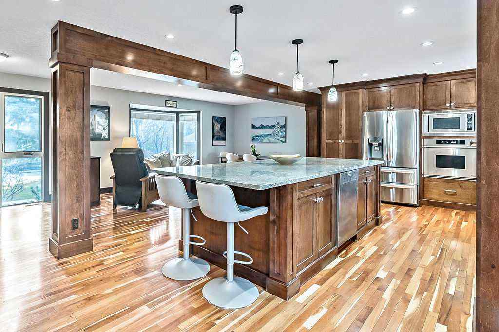 MLS® A2270083 - 804 Varsity Estates Place NW in Varsity Calgary, Residential