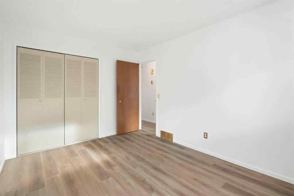 MLS&reg; # A2270085 - 181 Dovercliffe Close SE in Dover Calgary, Residential Open Houses