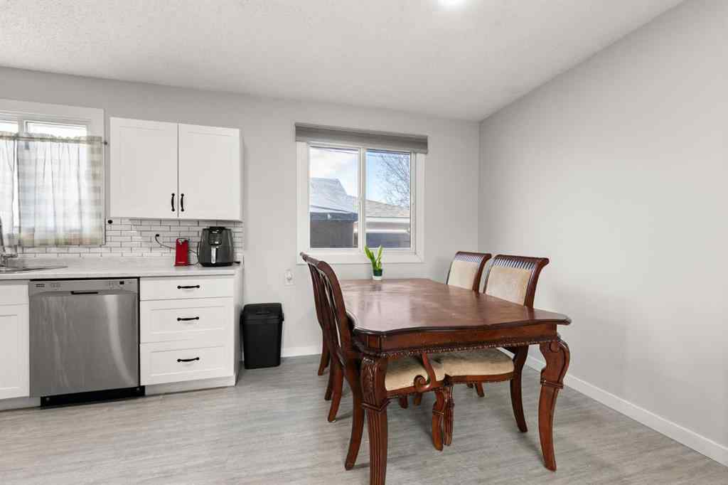 MLS&reg; # A2270087 - 70 Colter Crescent NW in Northwest Crescent Heights Medicine Hat, Residential Open Houses