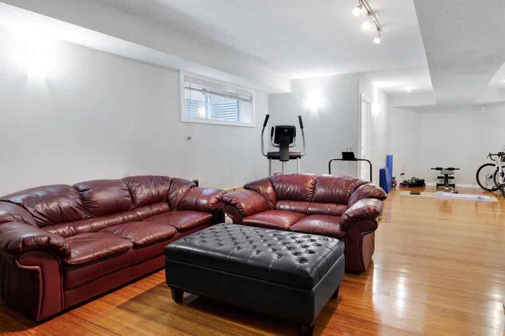 MLS&reg; # A2270088 - 2445 32 Avenue SW in Richmond Calgary, Residential Open Houses