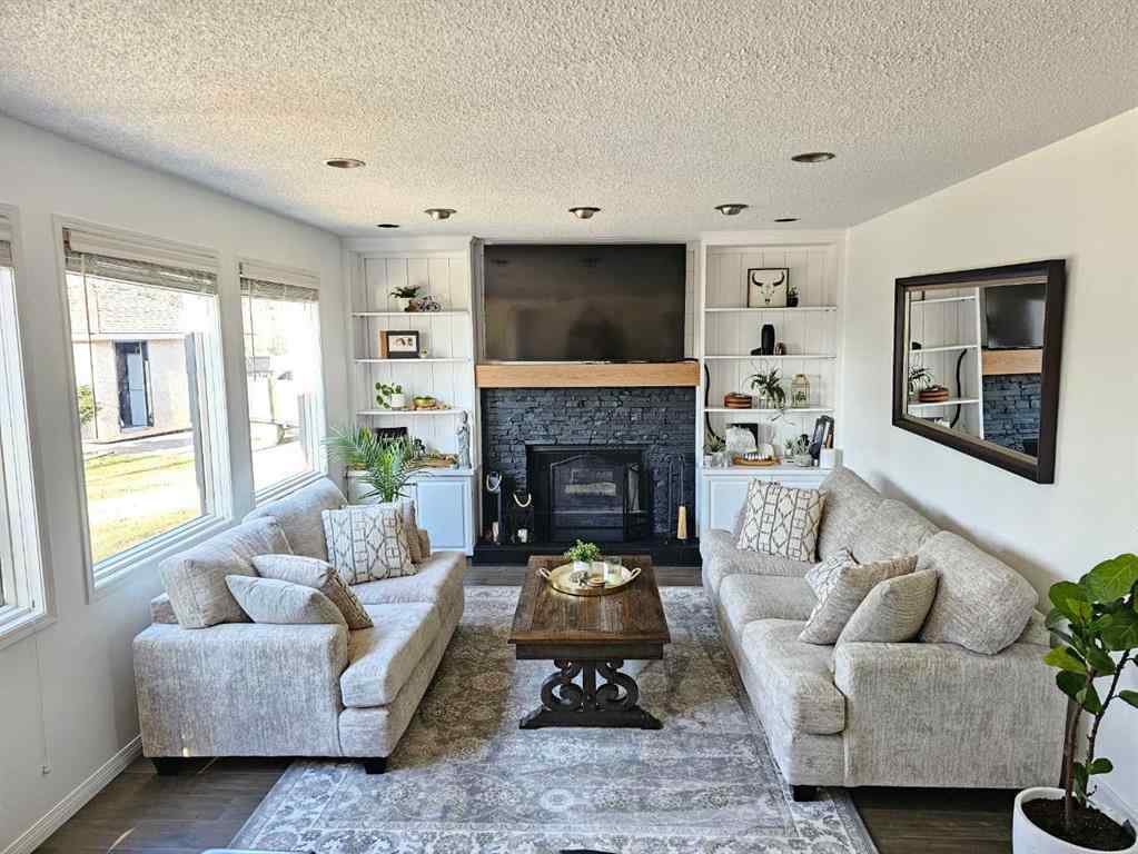 MLS® # A2270090 - 9451 WEDGEWOOD DRIVE NORTH   in Wedgewood Wedgewood, Residential Open Houses