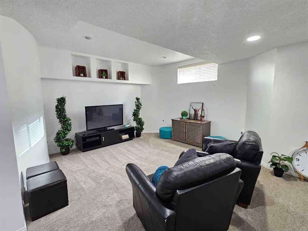 MLS® # A2270090 - 9451 WEDGEWOOD DRIVE NORTH   in Wedgewood Wedgewood, Residential Open Houses