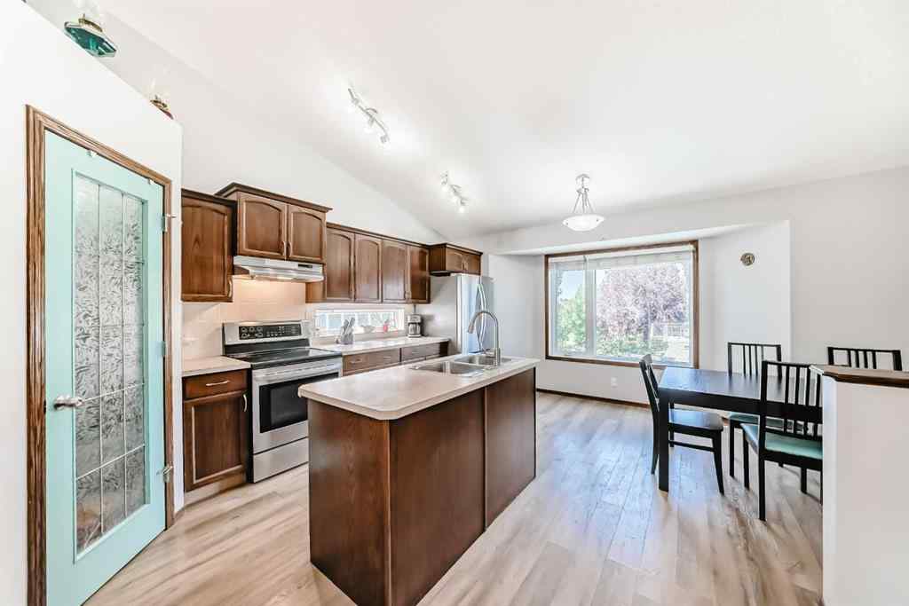 MLS&reg; # A2270093 - 283 Highland Circle  in Hillview Estates Strathmore, Residential Open Houses