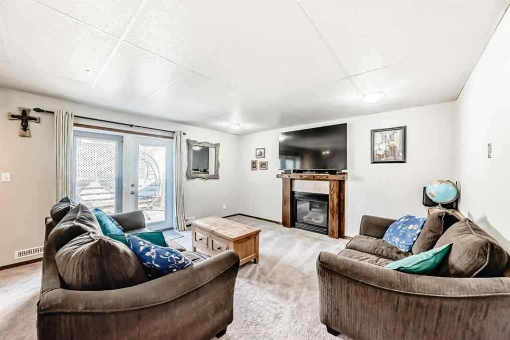 MLS&reg; # A2270093 - 283 Highland Circle  in Hillview Estates Strathmore, Residential Open Houses