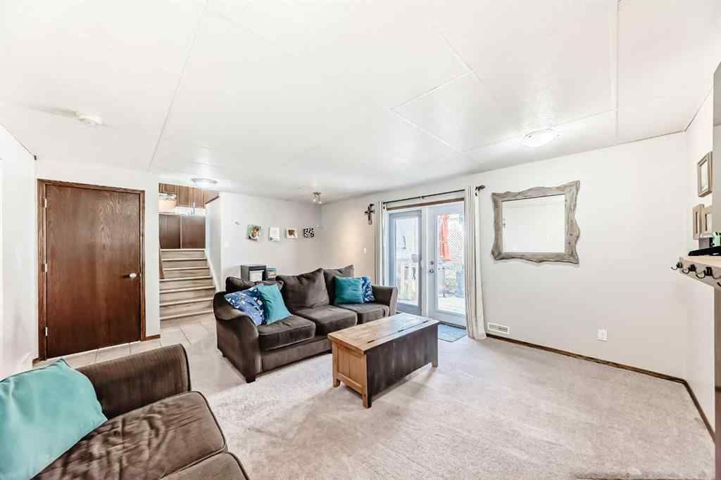 MLS&reg; # A2270093 - 283 Highland Circle  in Hillview Estates Strathmore, Residential Open Houses