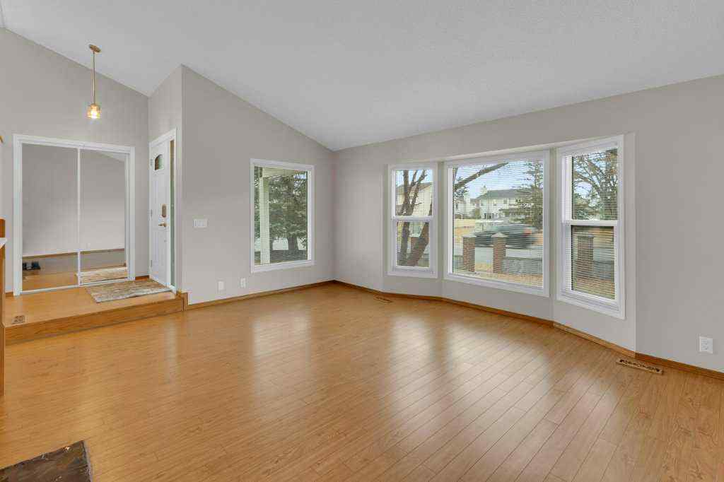 MLS® A2270100 - 4173 44 Avenue NE in Whitehorn Calgary, Residential